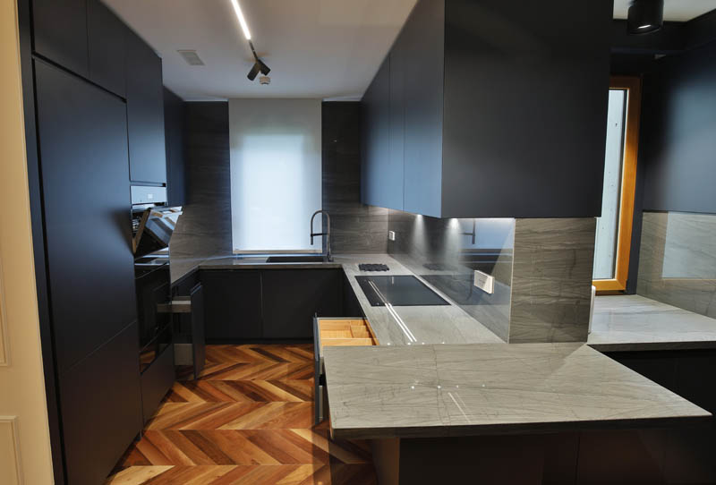 Almari Interiors